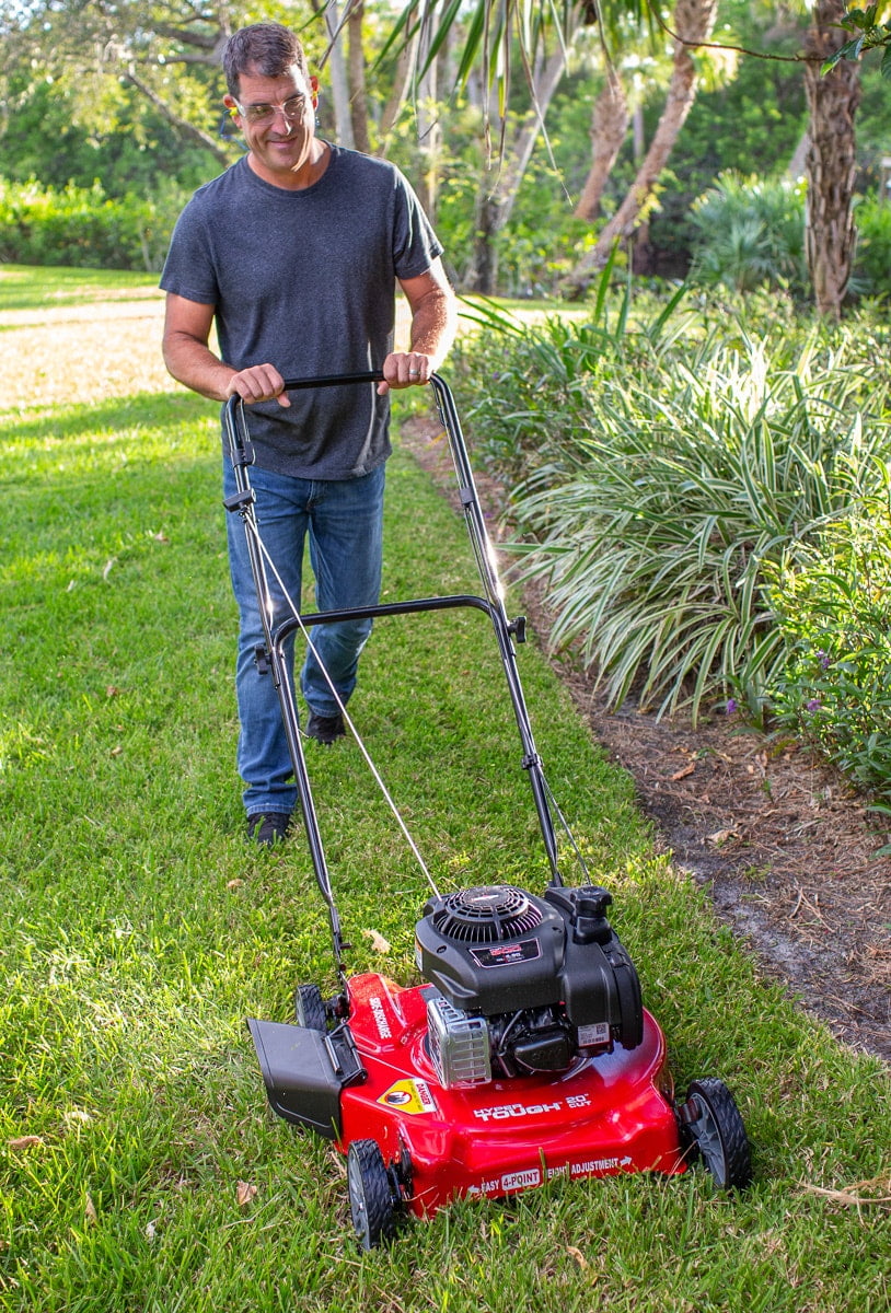 2026 NEW Hyper Tough 20-inch 125cc Gas Push Mower with Briggs & Stratton Engine (Assembly Details: 46.9 lbs; 22.10-inch Height)