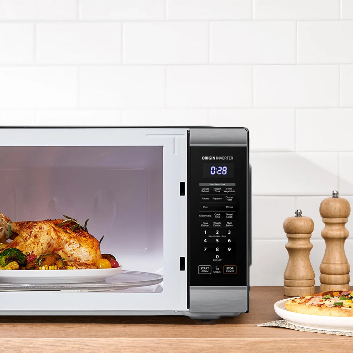 2026 NEW Toshiba 2.2 cu. ft. 24.4'' Microwave Oven in Stainless Steel