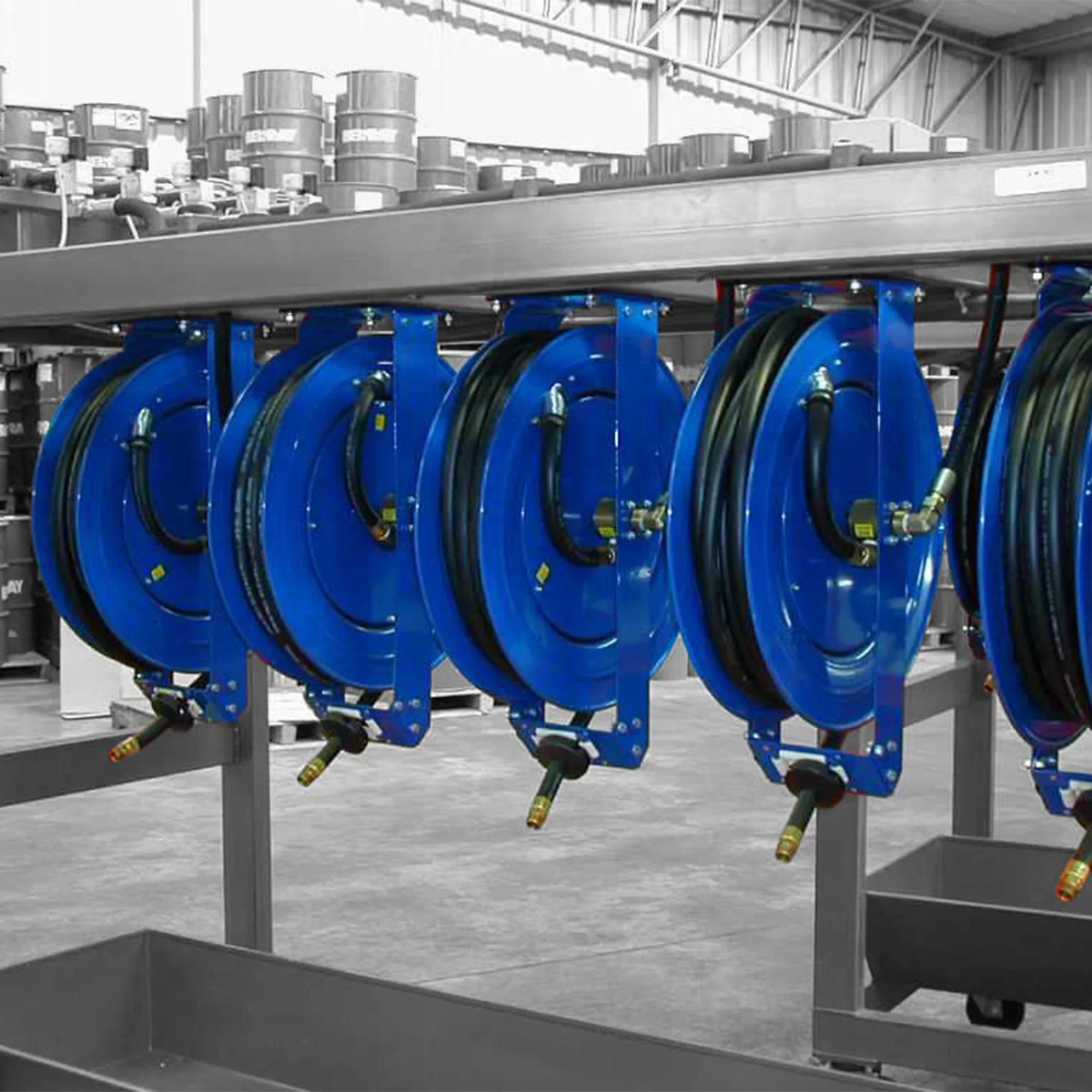 2026 NEW Coxreels P-LP-325 25 Foot Low Pressure Retractable Air and Water Hose Reel