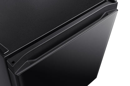 2026 NEW Hisense 1.6 Cu ft Single Door Mini Fridge, Black, Energy Star, 1 Year Warranty, WMS017M6XBE New