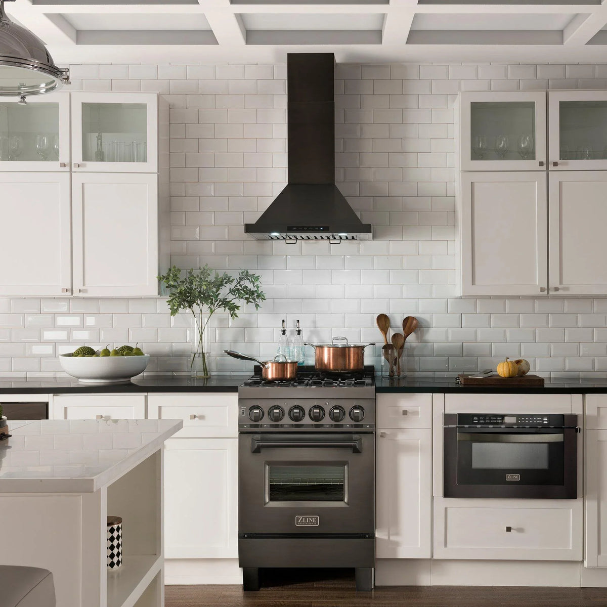 2026 NEW ZLINE 36 in. Wall Mount Range Hood in Black Stainless Steel (BSKBN-36)