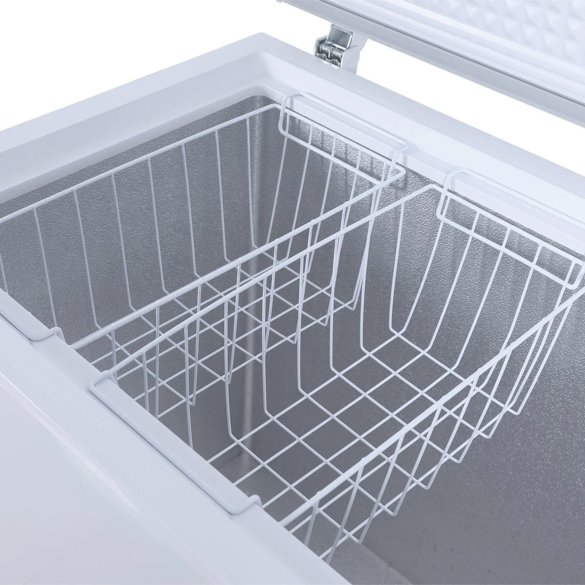 2026 NEW Avanti CF10F0W 10 Cu. Ft. White Chest Freezer