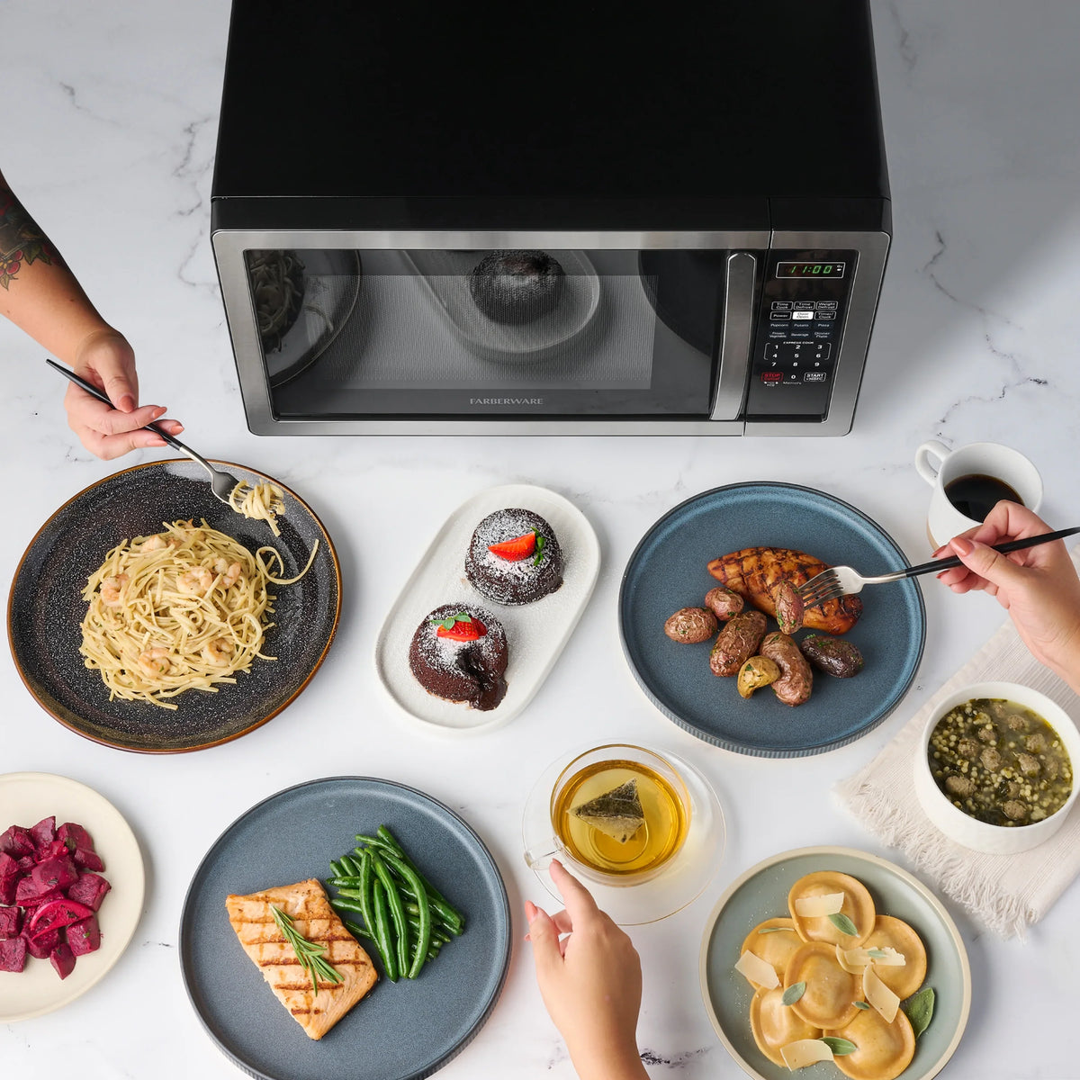 2026 NEW Farberware 1.1 Cu. Ft. 1000-Watt Compact Microwave Oven, Black