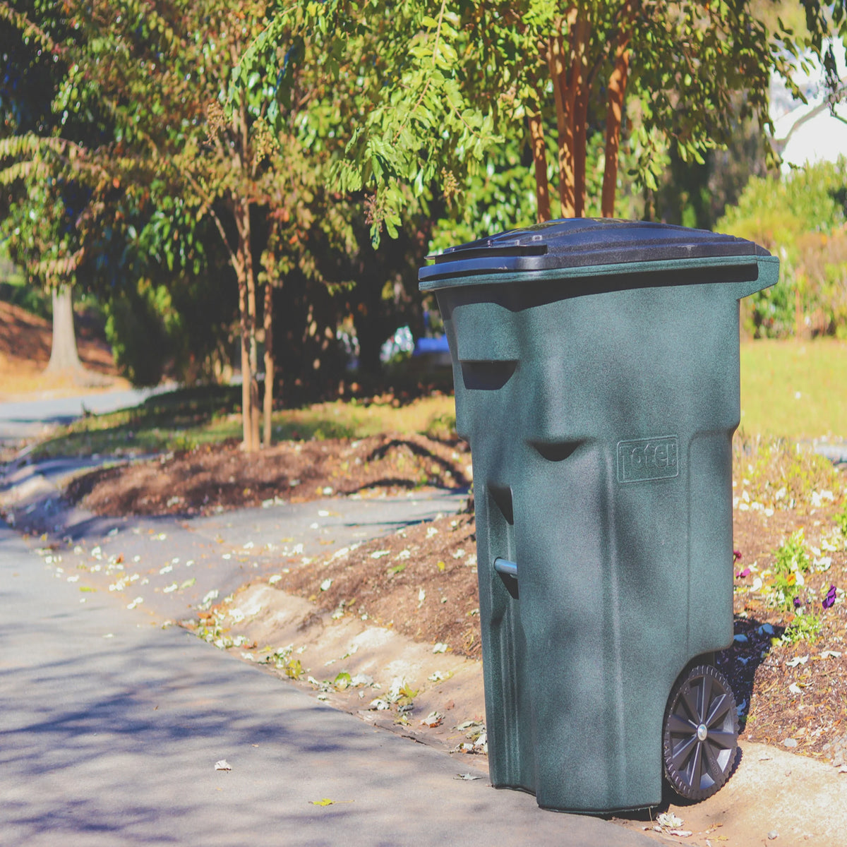2026 NEW Toter Trash Can Greenstone With Wheels And Lid, 96 Gallon