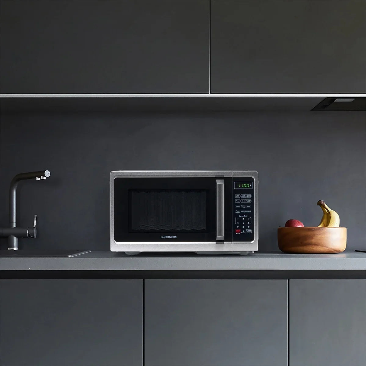 2026 NEW Farberware Classic 0.9 Cu. Ft 900-Watt Microwave Oven, Stainless Steel