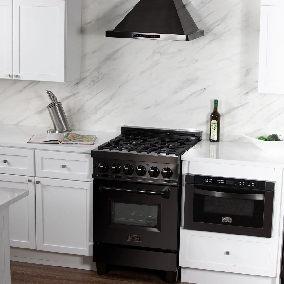 2026 NEW ZLINE 36 in. Wall Mount Range Hood in Black Stainless Steel (BSKBN-36)